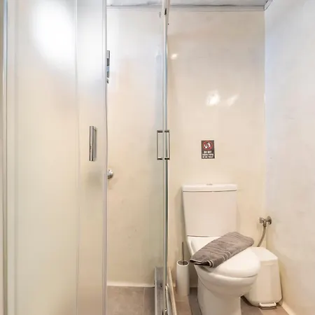 Mykonos Eight *