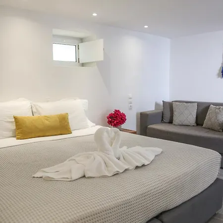 Mykonos Eight *